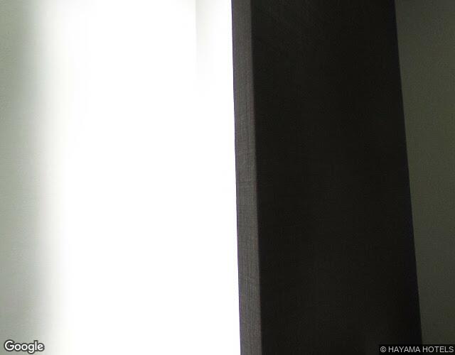 HOTEL PURE81（ピュア）【HAYAMA HOTELS】 右側からの外観
