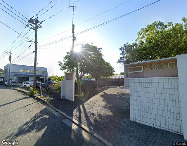 C.小倉エスト 左側からの外観