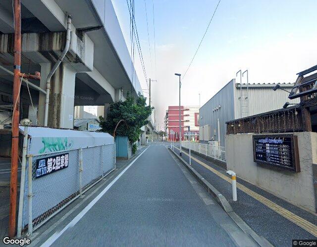 シティーボーイズ 左側からの外観