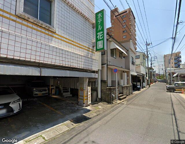 花園 裏側からの外観