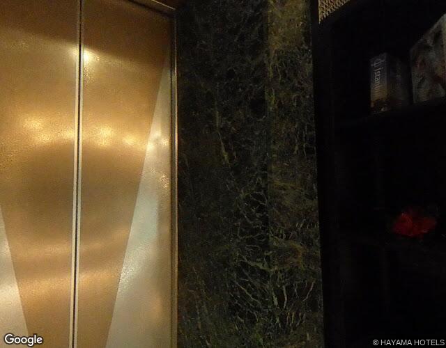 HOTEL la mer（ラメール）【HAYAMA HOTELS】 右側からの外観