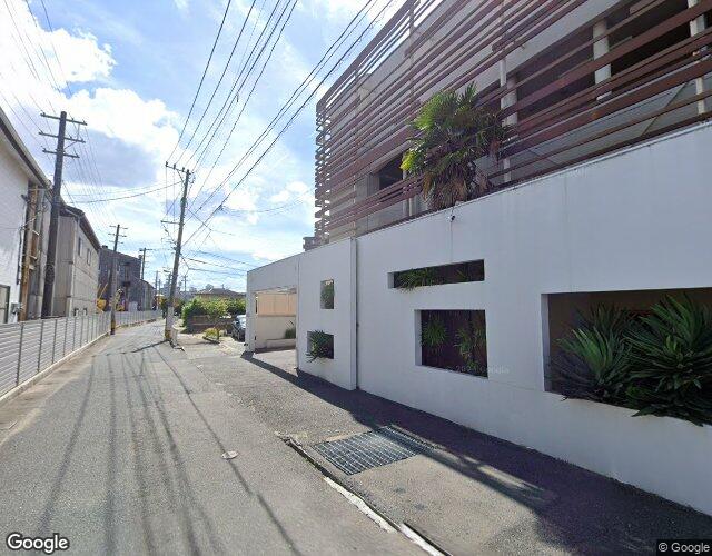 HOTEL NEST 左側からの外観