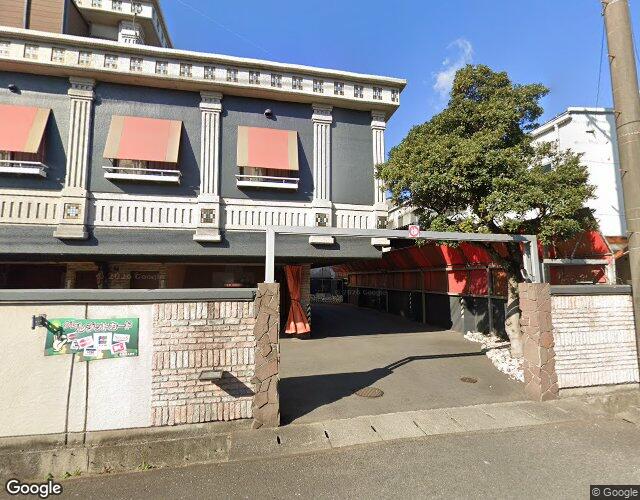 ホテル バナナ温泉 左側からの外観