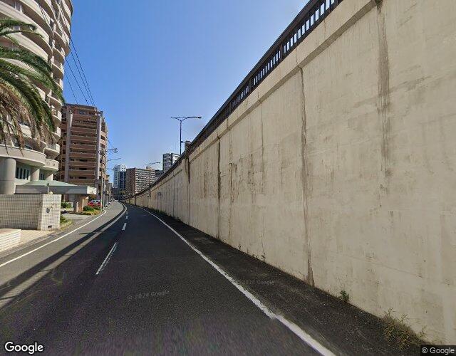 レステイ ペントハウス【レステイグループ】 右側からの外観