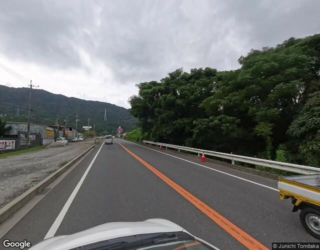 パルアネックス 勝山店 左側からの外観