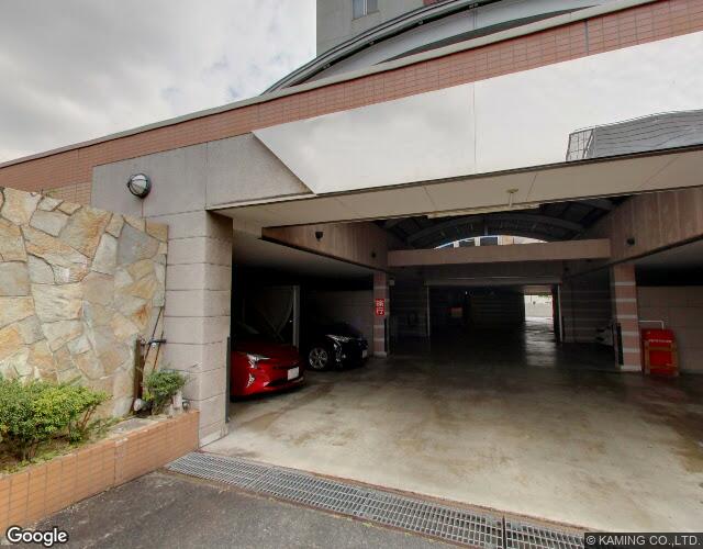 HOTEL PURE(天然温泉) 右側からの外観