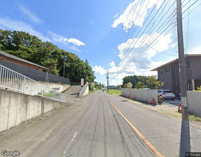 パープル 裏側からの外観