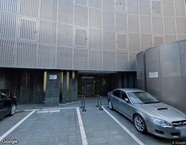 GEM HOTEL 左側からの外観