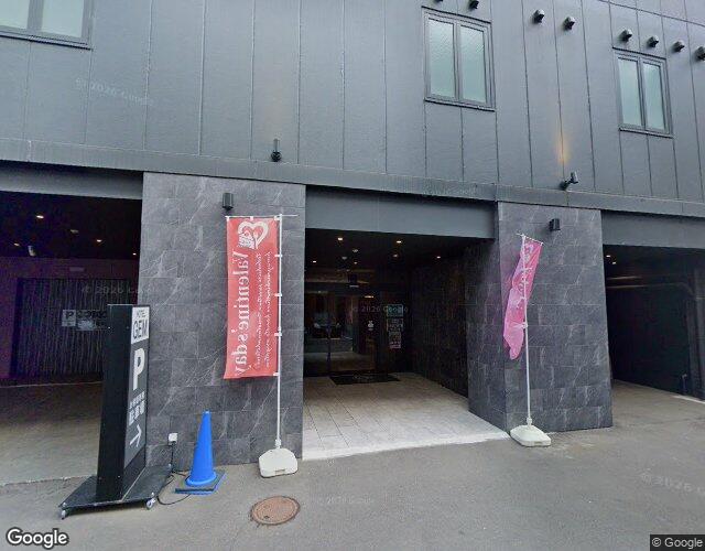 GEM HOTEL 右側からの外観