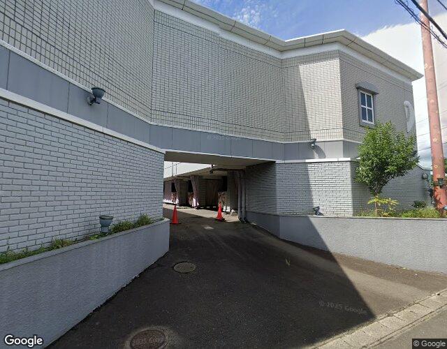 HOTEL MUSEE 利府店(MUSEEグループ) 左側からの外観