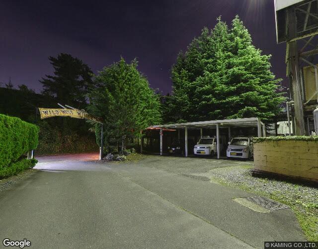 カナディアン古川 裏側からの外観