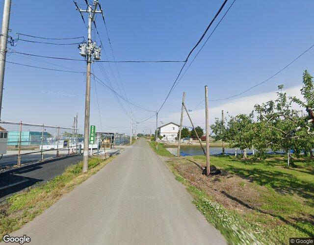 ボストンクラブ 右側からの外観