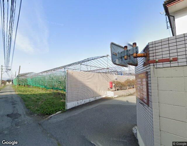 スカイ　神町 左側からの外観