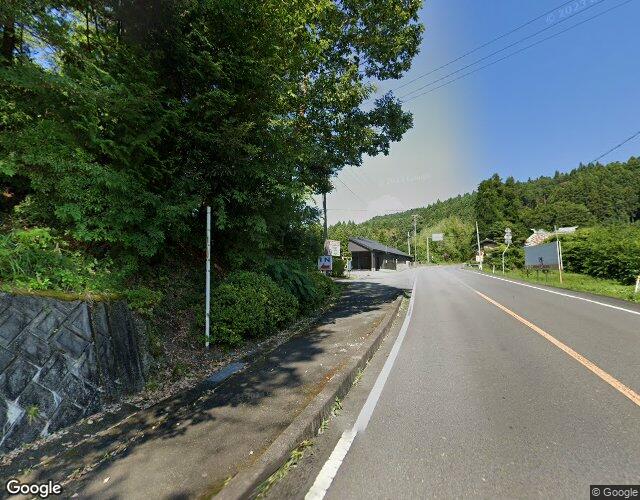 松山 左側からの外観