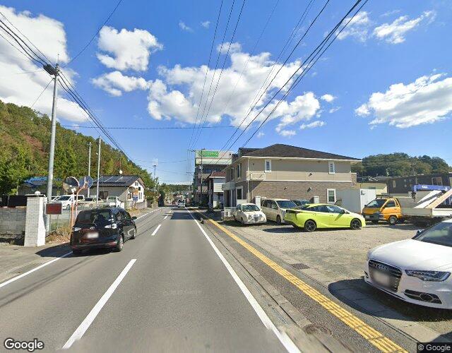 谷川 右側からの外観