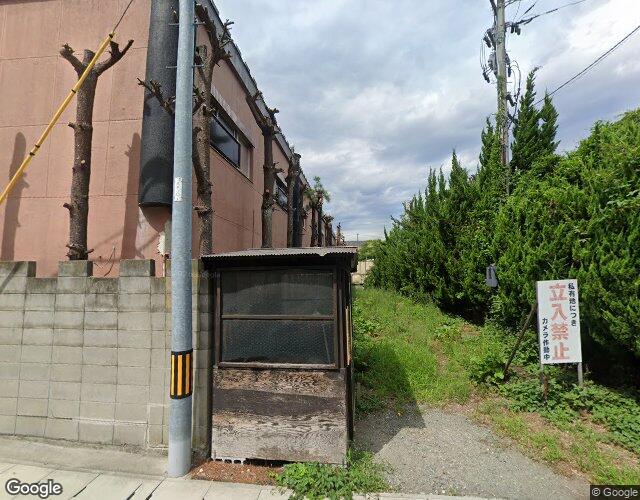 モナコ 左側からの外観