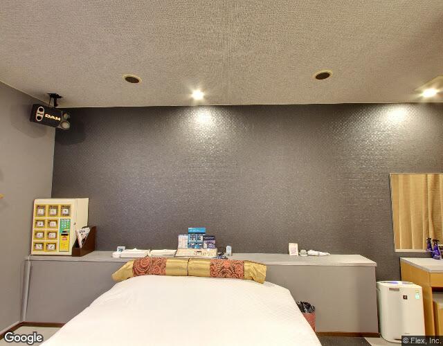 シンドバッド山形店 右側からの外観