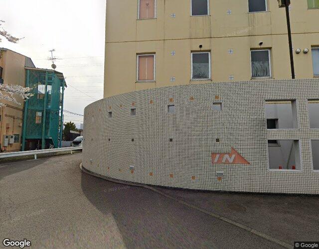 ミセス チャップリン 左側からの外観