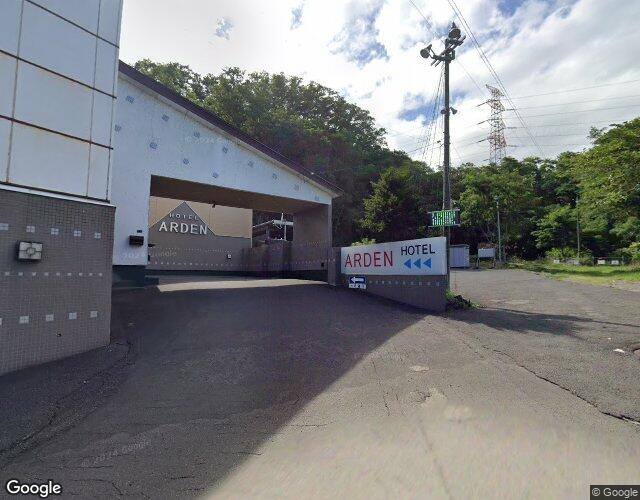 ARDEN 宮の沢 左側からの外観