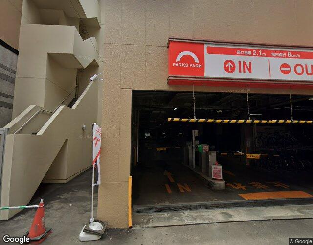 ホテル A-1 左側からの外観