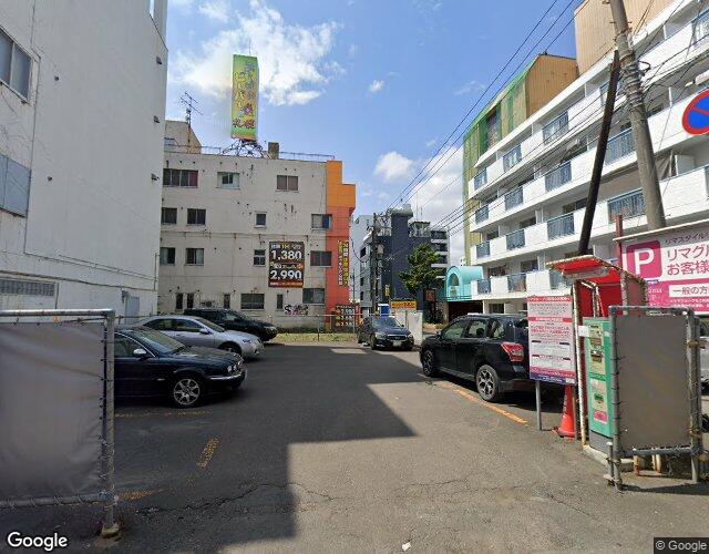 ルミナール 左側からの外観