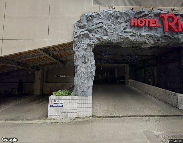 HOTEL Rio（リオ） 右側からの外観