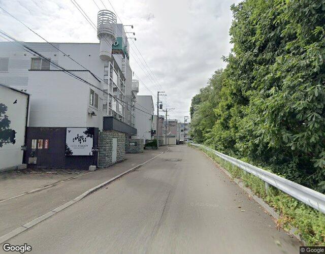 ホテル WOO（ウー） 裏側からの外観