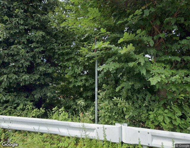 ホテル WOO（ウー） 左側からの外観