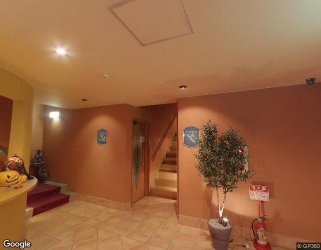 HOTEL chada（チャダ） 右側からの外観