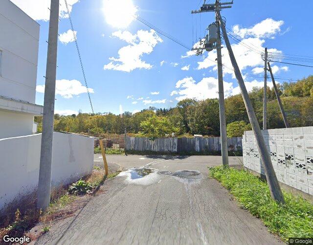 白i恋人 裏側からの外観