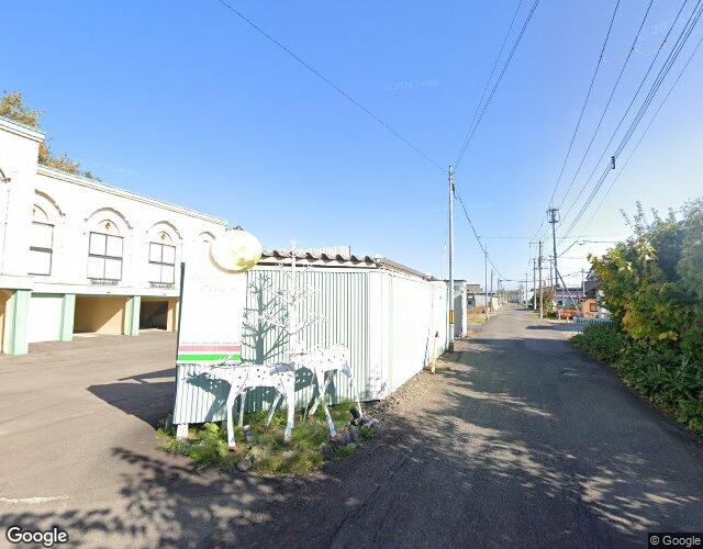 ムーンドロップ 右側からの外観