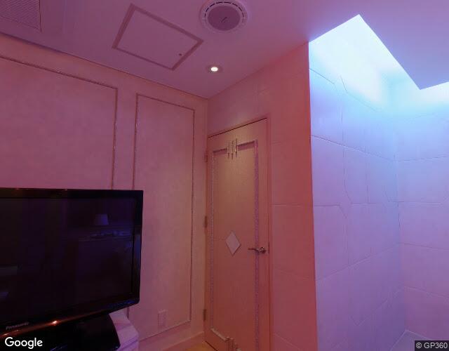HOTEL エリーテ 右側からの外観