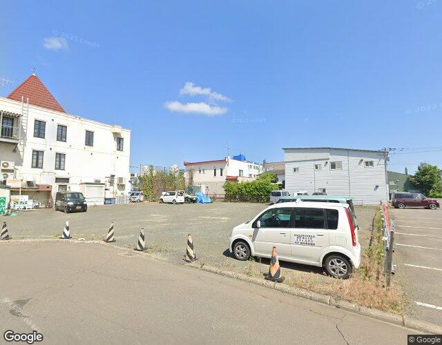 エンジェル 右側からの外観