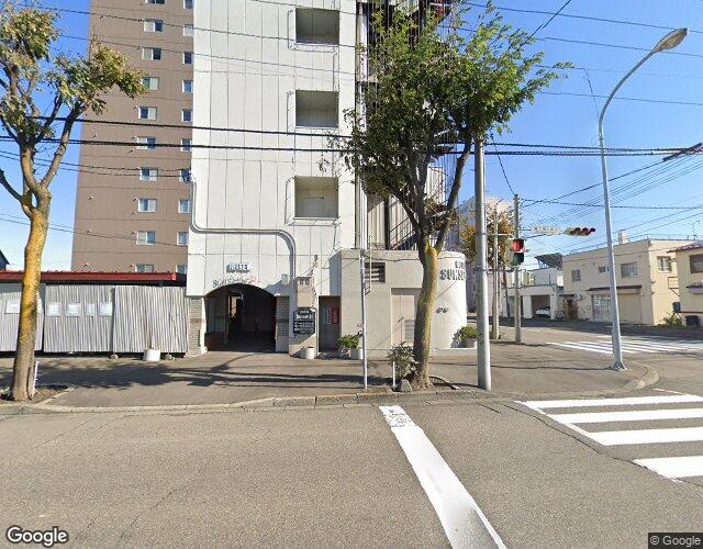 サンセット21 右側からの外観