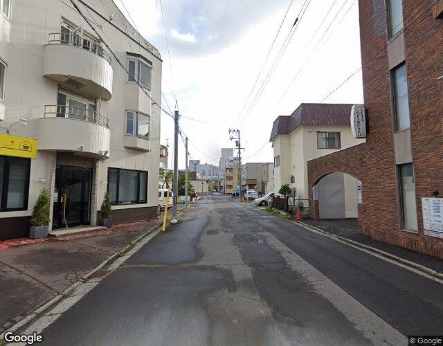 HOTEL LET’S GORYOKAKU 右側からの外観