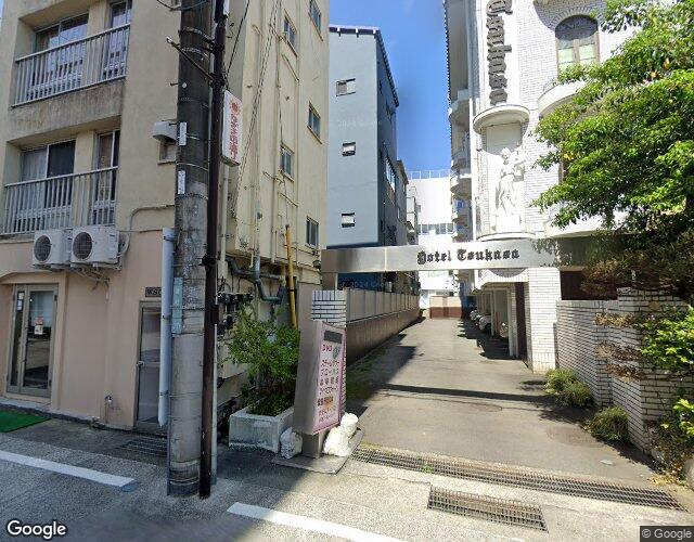 ホテル アーバン 左側からの外観