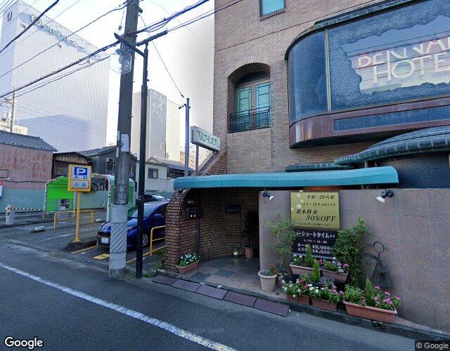 ベルナールホテル 右側からの外観