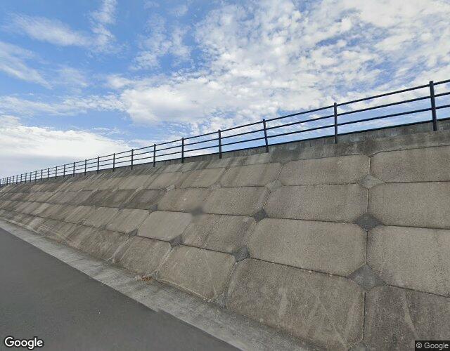 アントワープ 右側からの外観