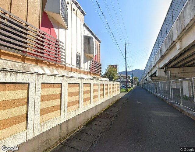 lalala（ラララ）静岡店 裏側からの外観