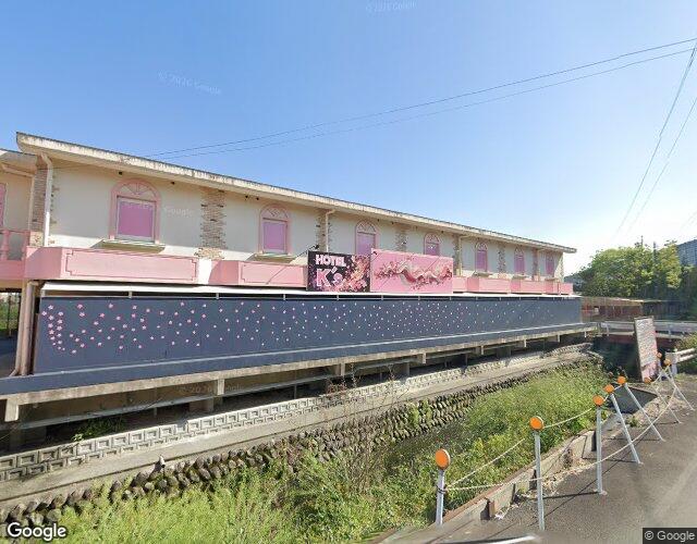 ホテル ケイズ鳥坂店 裏側からの外観