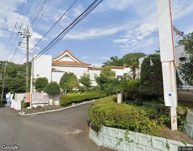 パーク 右側からの外観
