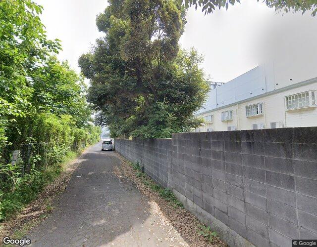 555MOTEL -NUMAZU- 右側からの外観