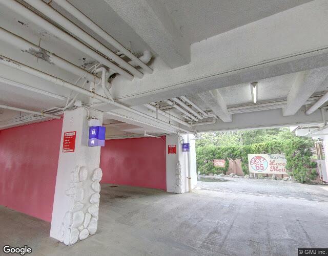 ロコモーションの外観