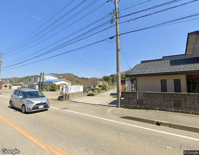 Regina Kanazawa 右側からの外観