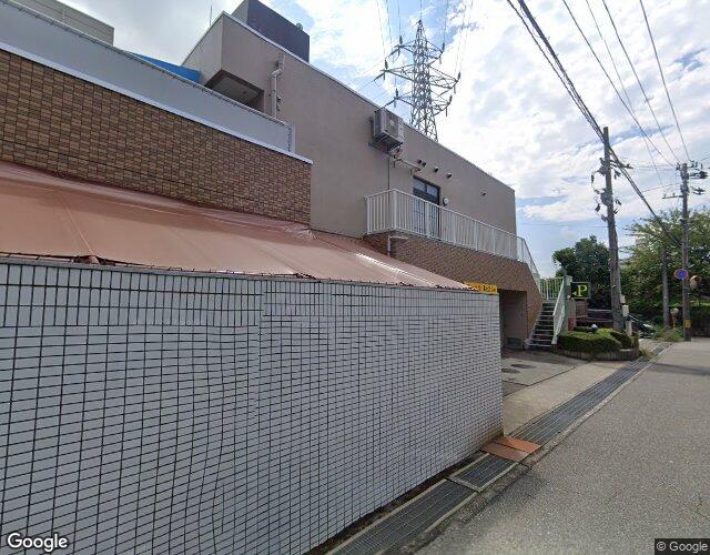 Hotel Regina River Side 裏側からの外観