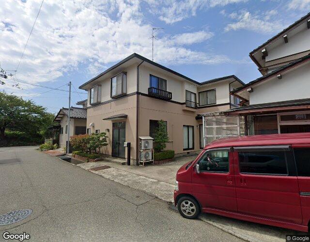 Hotel Regina River Side 左側からの外観