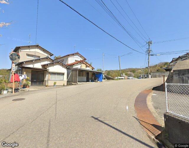 ホテル メルヘン 右側からの外観