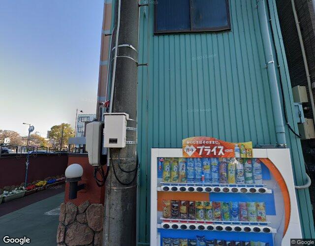 金沢アイネの外観