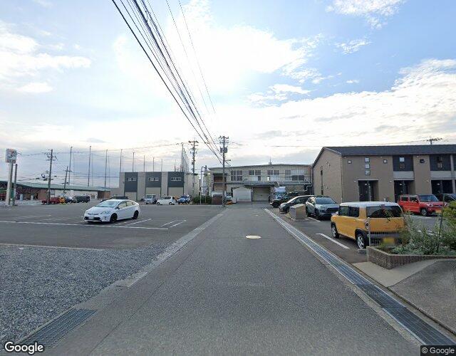 しゃぼんだま【24グループ】 右側からの外観
