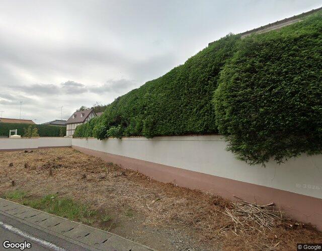 ホテル 夕月 小山店 左側からの外観